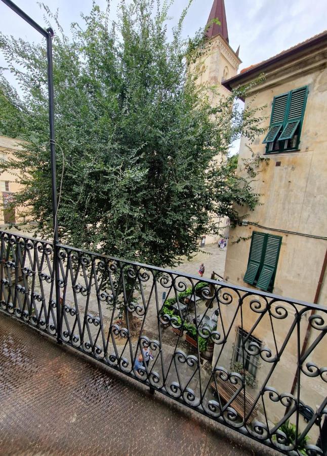 Alla Mezzora - Finalborgo Finale Ligure Bagian luar foto